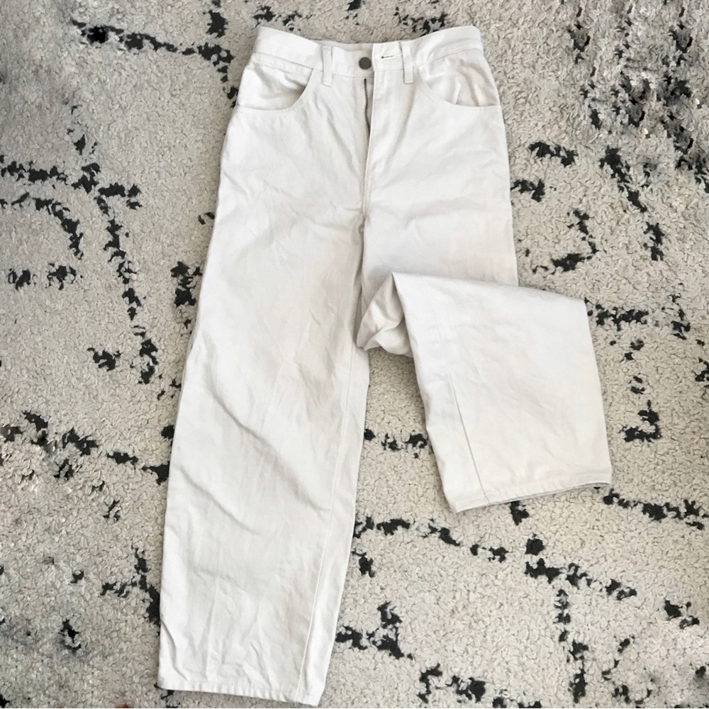 Uniqlo U barrel white jeans